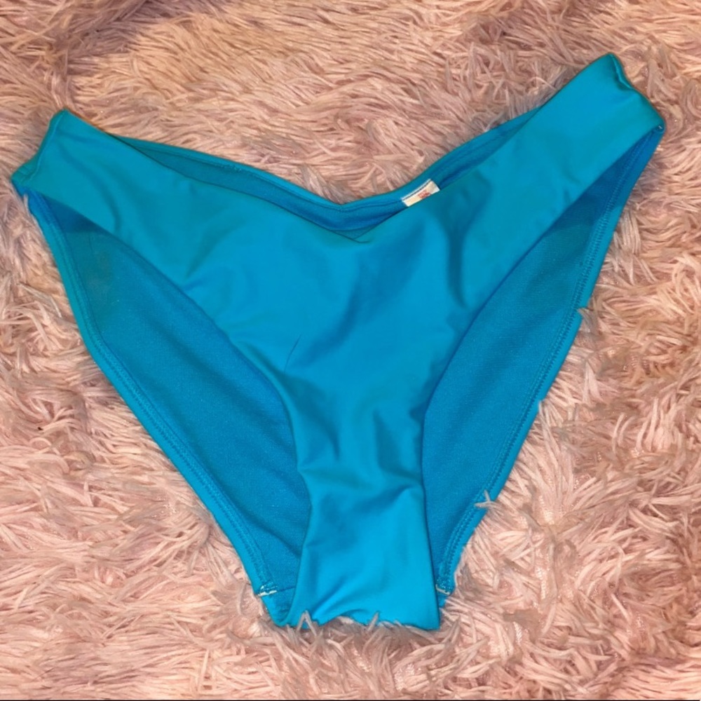 Bikini bottom